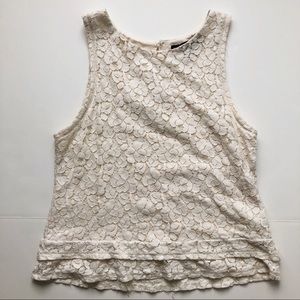 Lace tank top from Banana Republic. Size XS